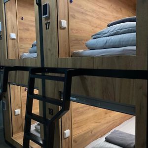Capsule Hostel Zizkov Tower